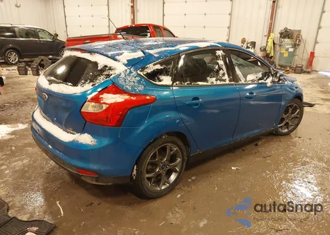 2014 Ford Focus Se z USA, uszkodzony, nr VIN 1FADP3K26EL253462